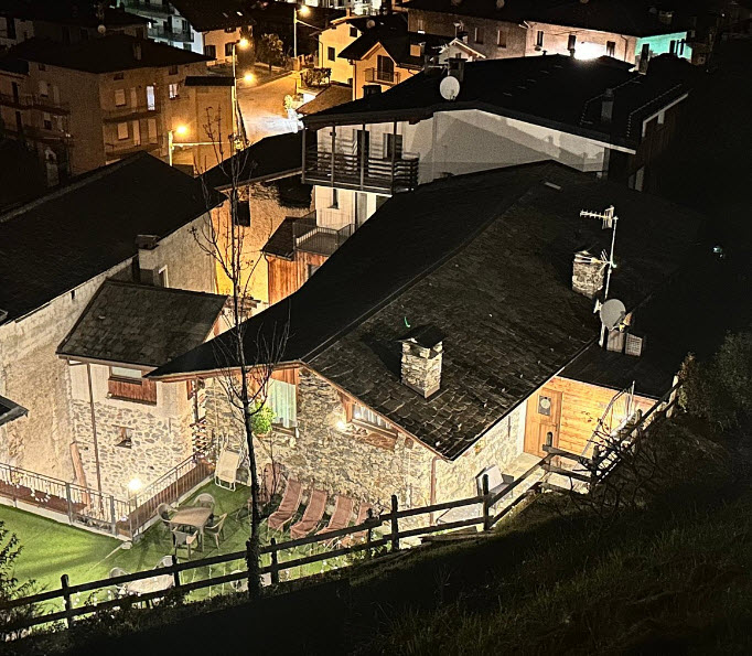Hostel Castle Tirano / BB, Italy